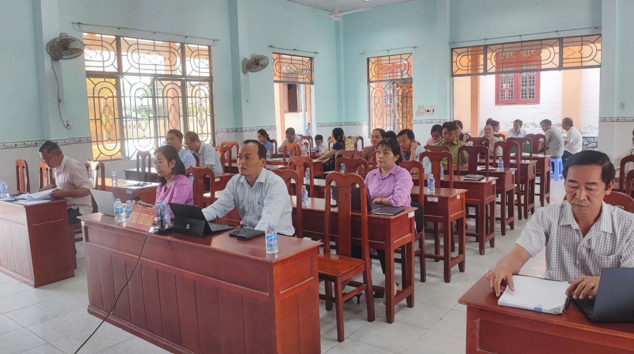 Xã Phú Thuận tham dự Hội nghị toàn quốc quán triệt Chỉ thị về công tác bầu cử