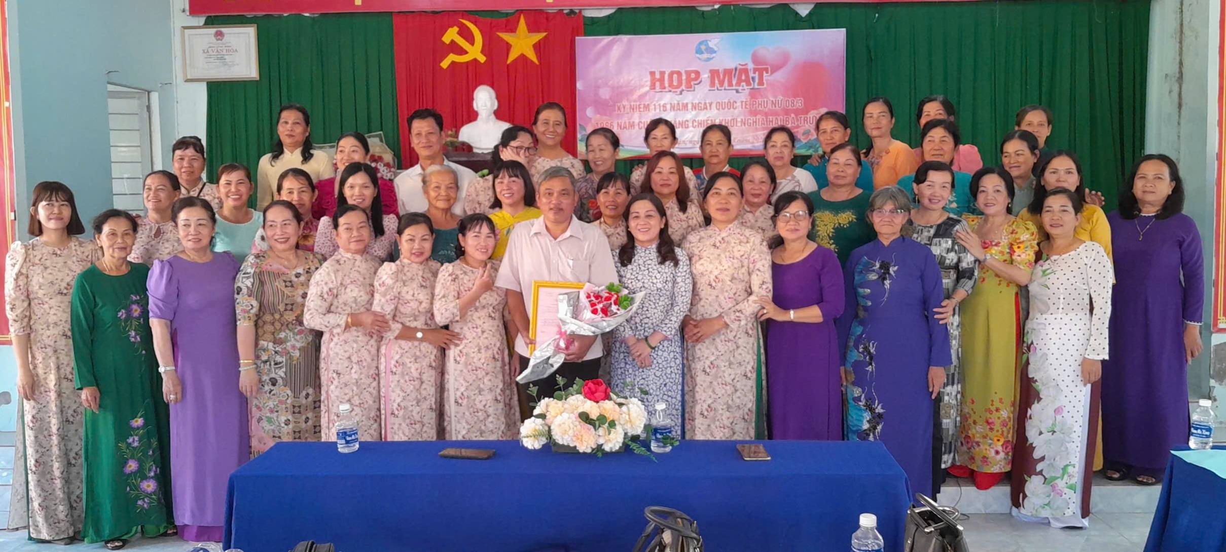 Họp mặt kỷ niệm 116 năm ngày quốc tế phụ nữ 8/3 và 1986 năm ngày khởi nghĩa Hai Bà Trưng