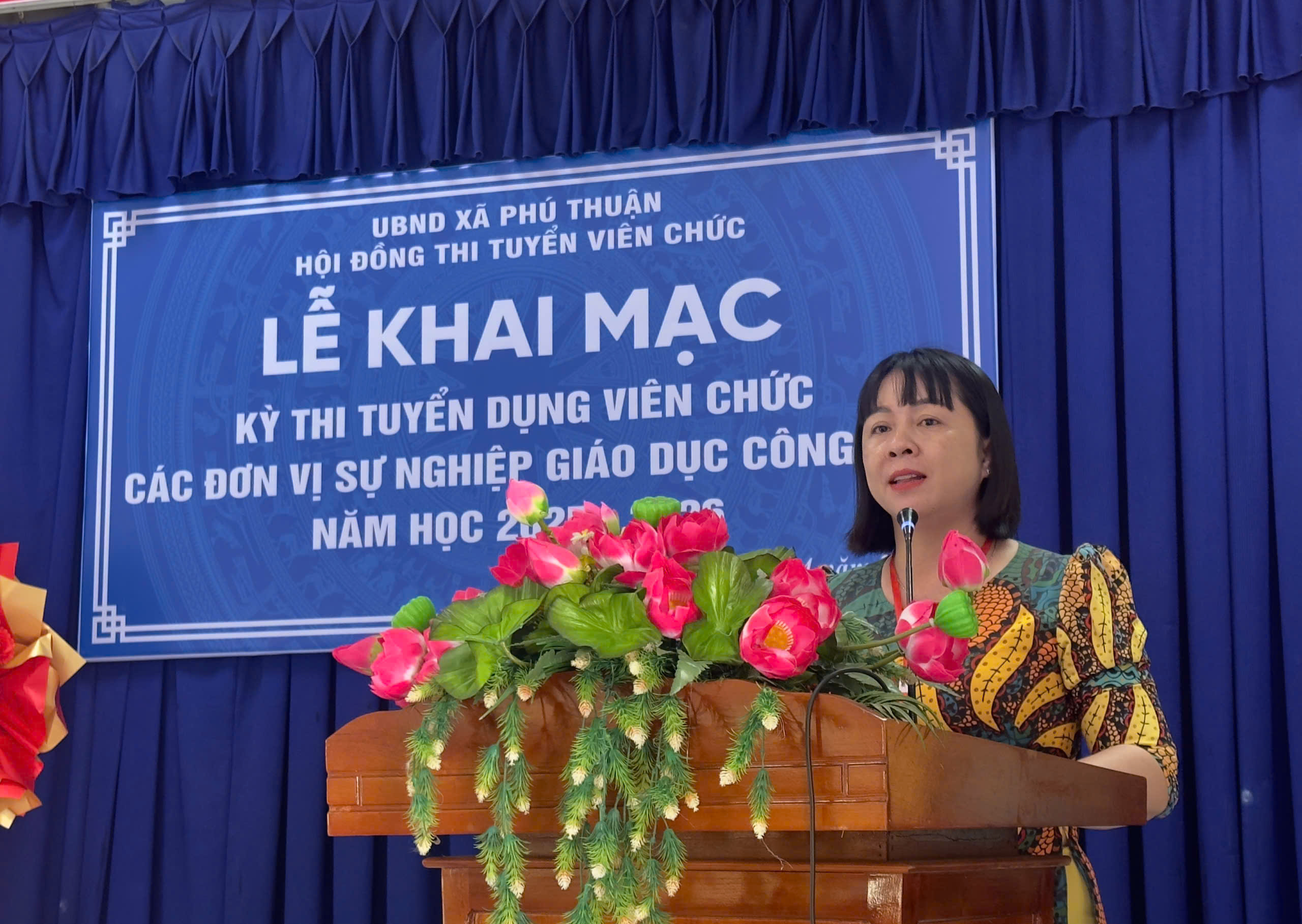 PHÚ THUẬN TỔ CHỨC KHAI MẠC KỲ TUYỂN DỤNG VIÊN CHỨC CÁC ĐƠN VỊ SỰ NGHIỆP GIÁO DỤC CÔNG LẬP NĂM HỌC 2025-2026